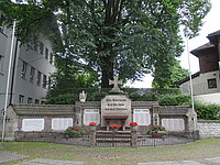 Kriegerdenkmal Großaufnahme
